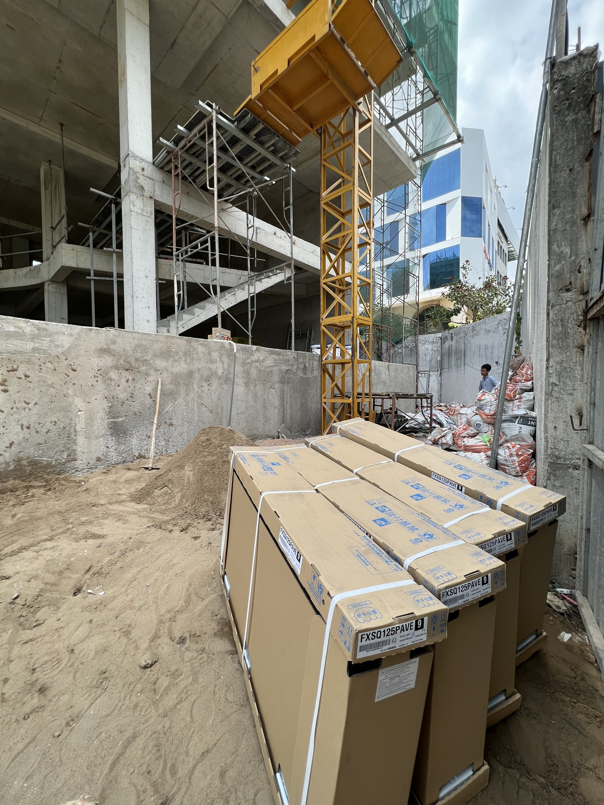 SHOWROOM THUỶ NGUYỄN